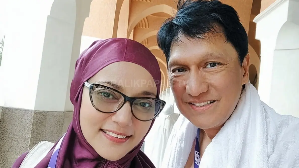 Ikang Fawzi bersama seorang perempuan memicu isu pernikahan baru yang ramai diperbincangkan publik di media sosial.