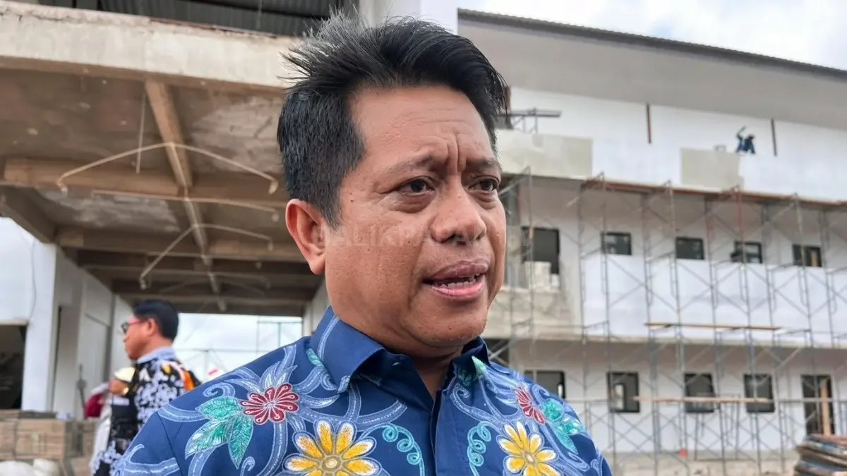 Kepala Disdikbud Balikpapan menjelaskan pembangunan SMPN 29 dan TK Pembina II di Grand City. (DINA ANGELINA/KP)