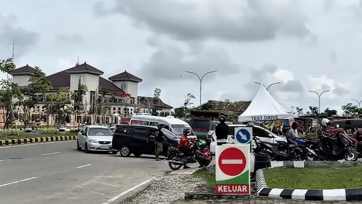 Kuota solar subsidi PPU untuk petani dan nelayan dipastikan aman hingga akhir 2026, sementara akses pengambilan di Jenebora masih dibenahi. (Sumber: YouTube Balikpapan TV)