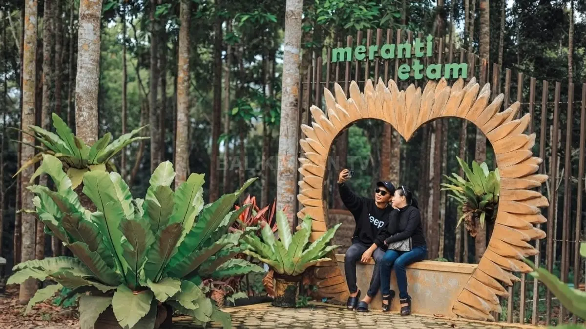 Wisata Meranti Balikpapan menawarkan hutan meranti, camping, edukasi alam, UMKM, hingga madu kelulut. (DOK. FUAD MUHAMMAD/KP)