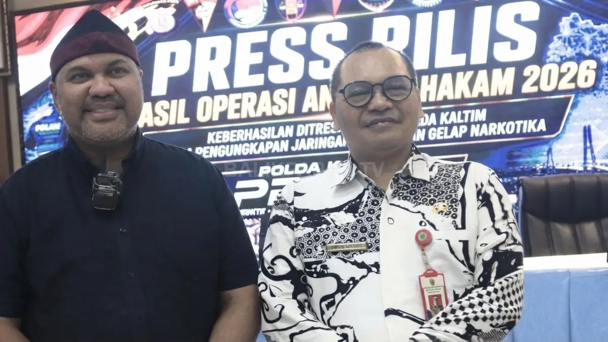 Polda Kaltim mendalami aktivitas sopir operasional Dinas Pertanahan dan Tata Ruang Balikpapan dalam pengembangan kasus narkotika.