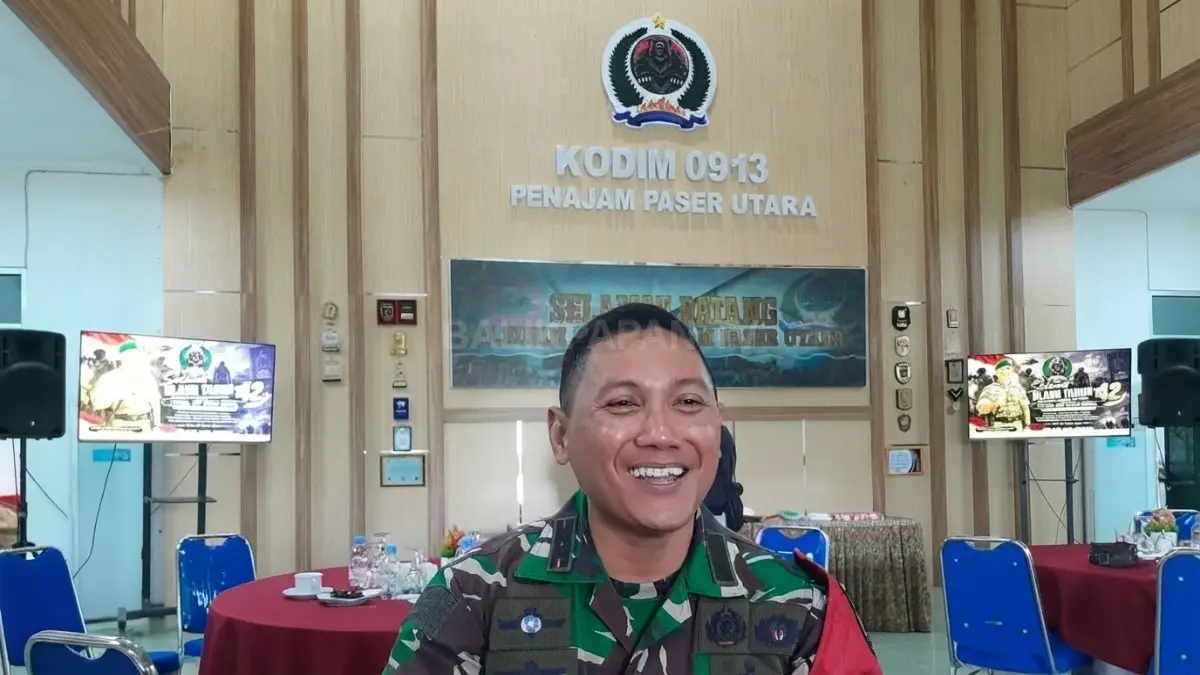 Dandim 0913/PPU Letkol Inf Fandy Satria memaparkan rangkaian kegiatan menyambut HUT ke-81 TNI. (DOK. AHMAD/KP)