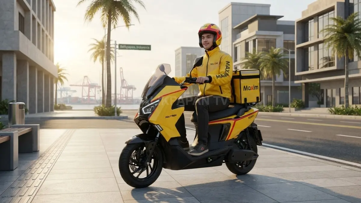 Kurir Maxim menggunakan Polytron Fox 350 mobilitas dan pengantaran harian.