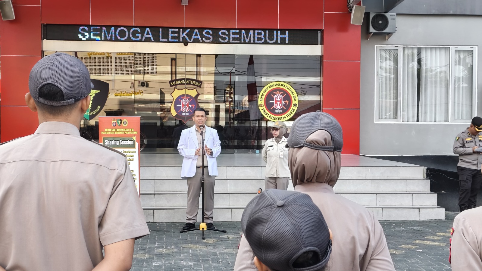 TINGKATKAN MUTU: Rumkit Bhayangkara memperkenalkan metode persalinan Caesar modern, yakni Eracs. HUMAS