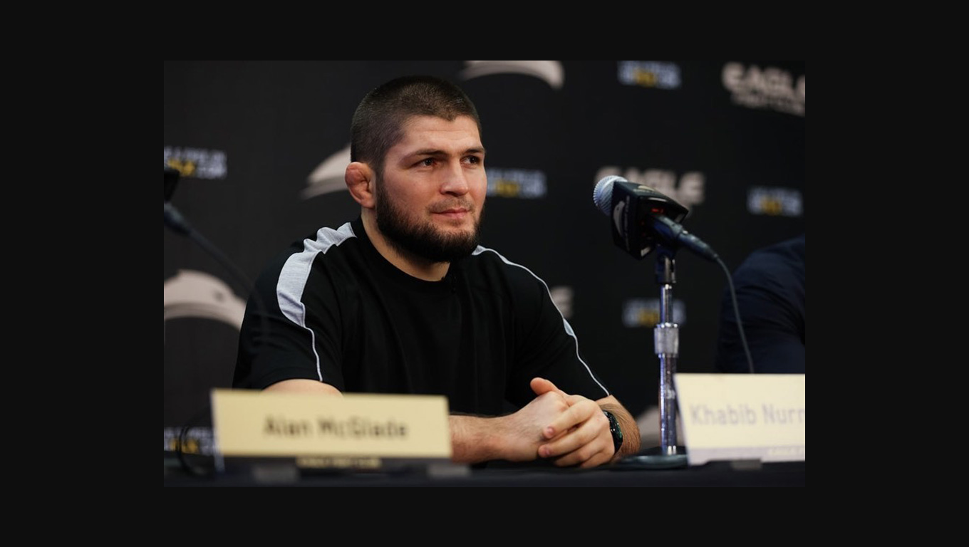 Khabib Nurmagomedov Soroti Karier Jon Jones: Hebat di Oktagon, Tapi Penuh Tanda Tanya