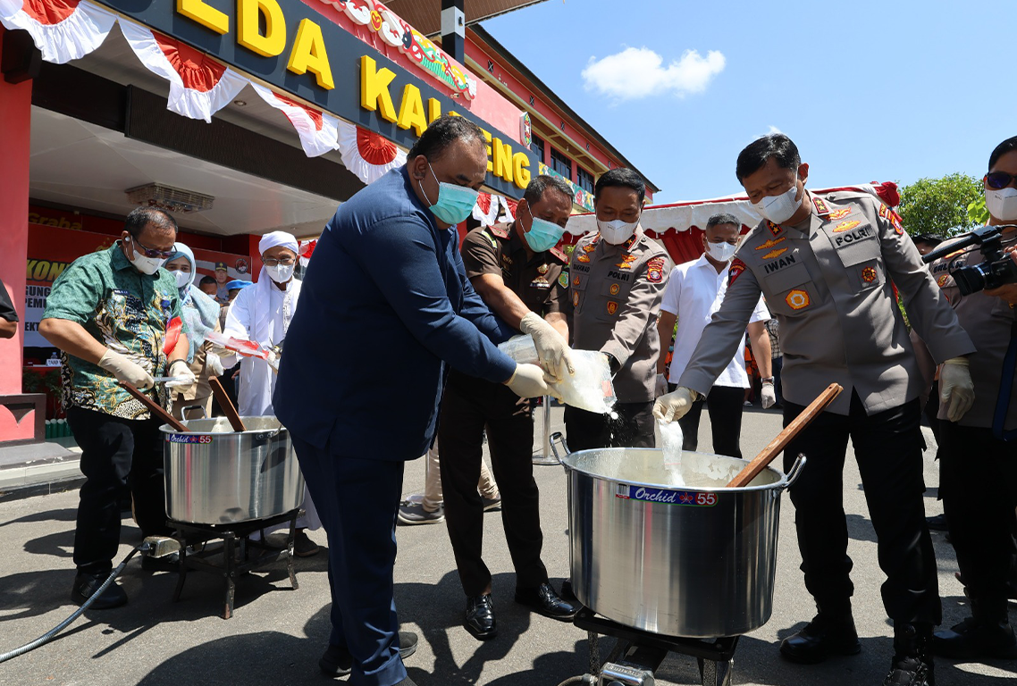 Pemusnahan barang haram di Mapolda Kalteng.HUMAS