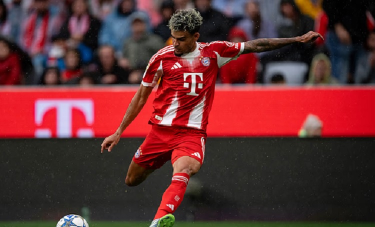 Debut Luis Diaz bersama klub barunya Bayern Munchen. (Sumber: fcbayern.com)