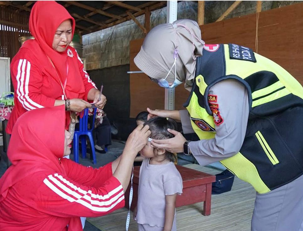 Rumah Sakit (Rumkit) Bhayangkara Tingkat III Palangka Raya menggelar Posyandu Keliling, di Posyandu Seroja Jalan Turi II, Kota Palangka Raya, Rabu (7/8/2025).