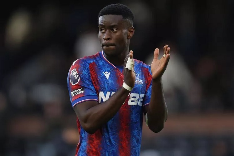 Marc Guehi, pemain bertahan Crystal Palace yang diincar Liverpool pada bursa transfer musim panas 2025. (Sumber: Getty Images)