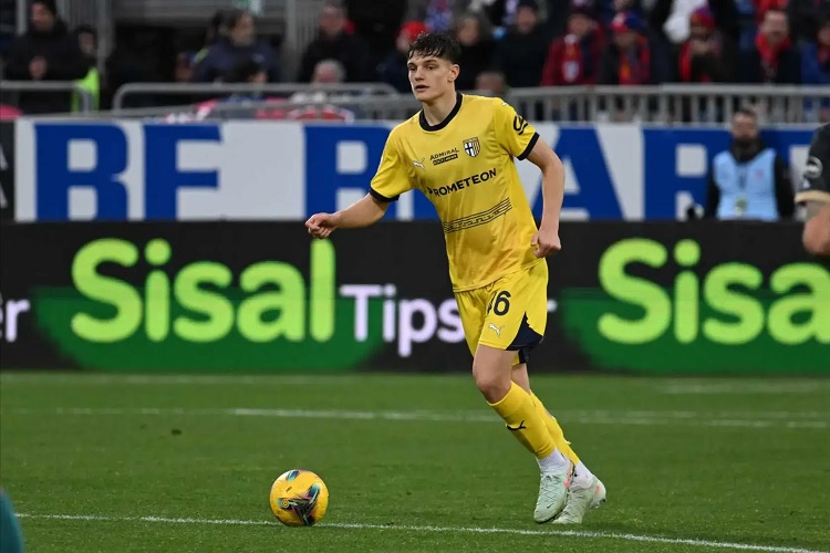 Bek muda Parma, Giovanni Leoni. (Sumber: PARMA CALCIO 1913)