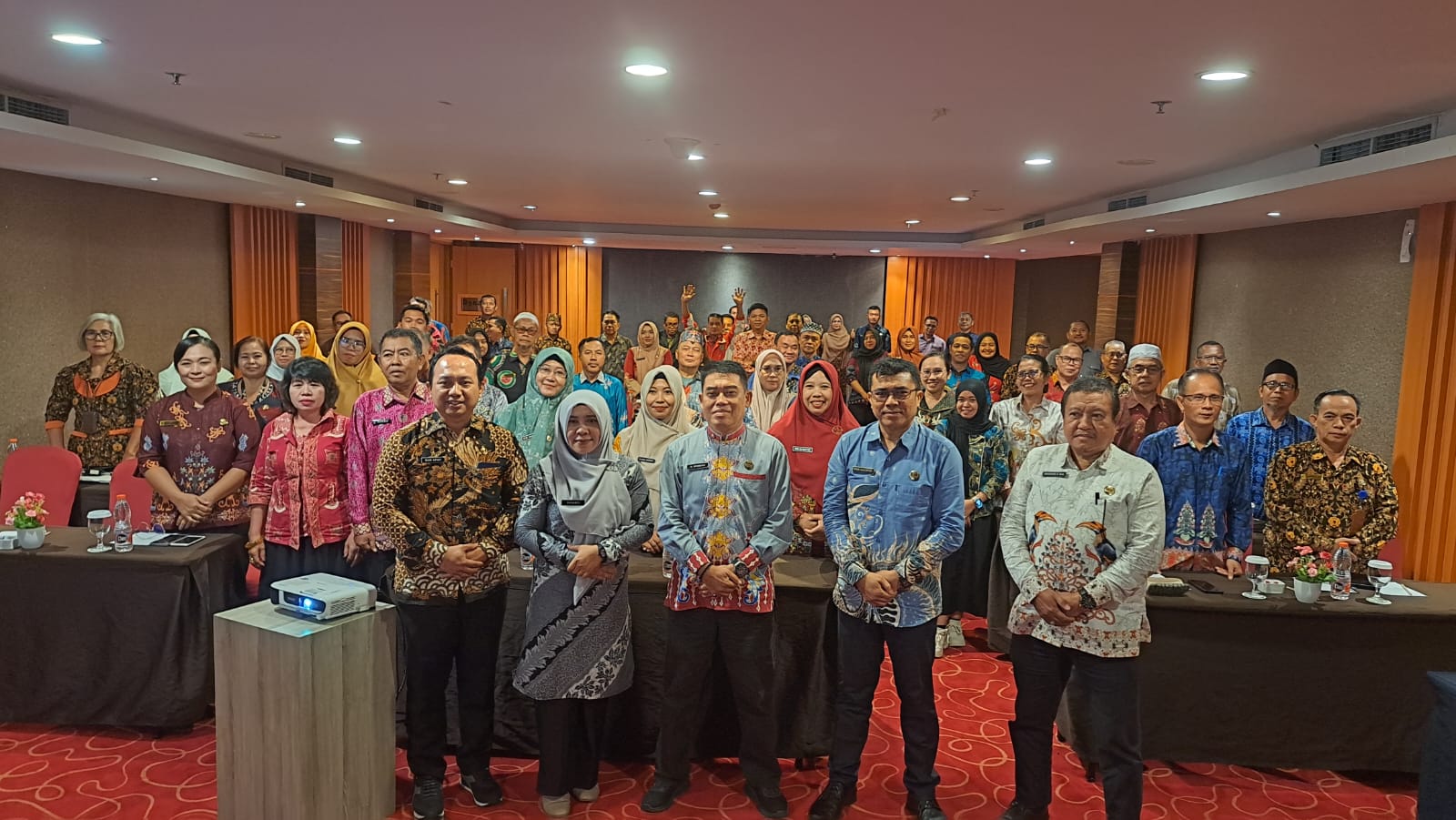 Kepala Disdik Kotim, Muhammad Irfansyah, saat menghadiri peningkatan kompetensi pengawas, penilik, pamong, dan TLD, beberapa waktu lalu. DISDIK UNTUK KALTENGPOS