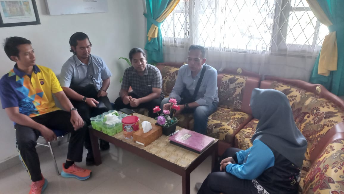 Anggota Polresta Palangka Raya ketika koordinasi dengan SPPG