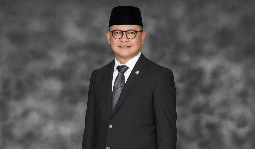 Drs. H Mukhtarudin