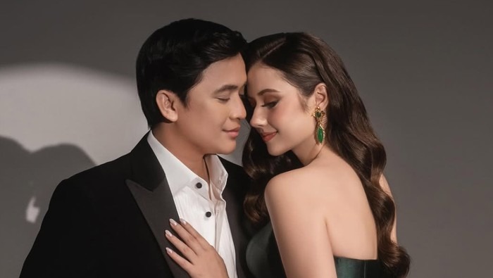 Billy Syahputra dan  Vika Kolesnaya.