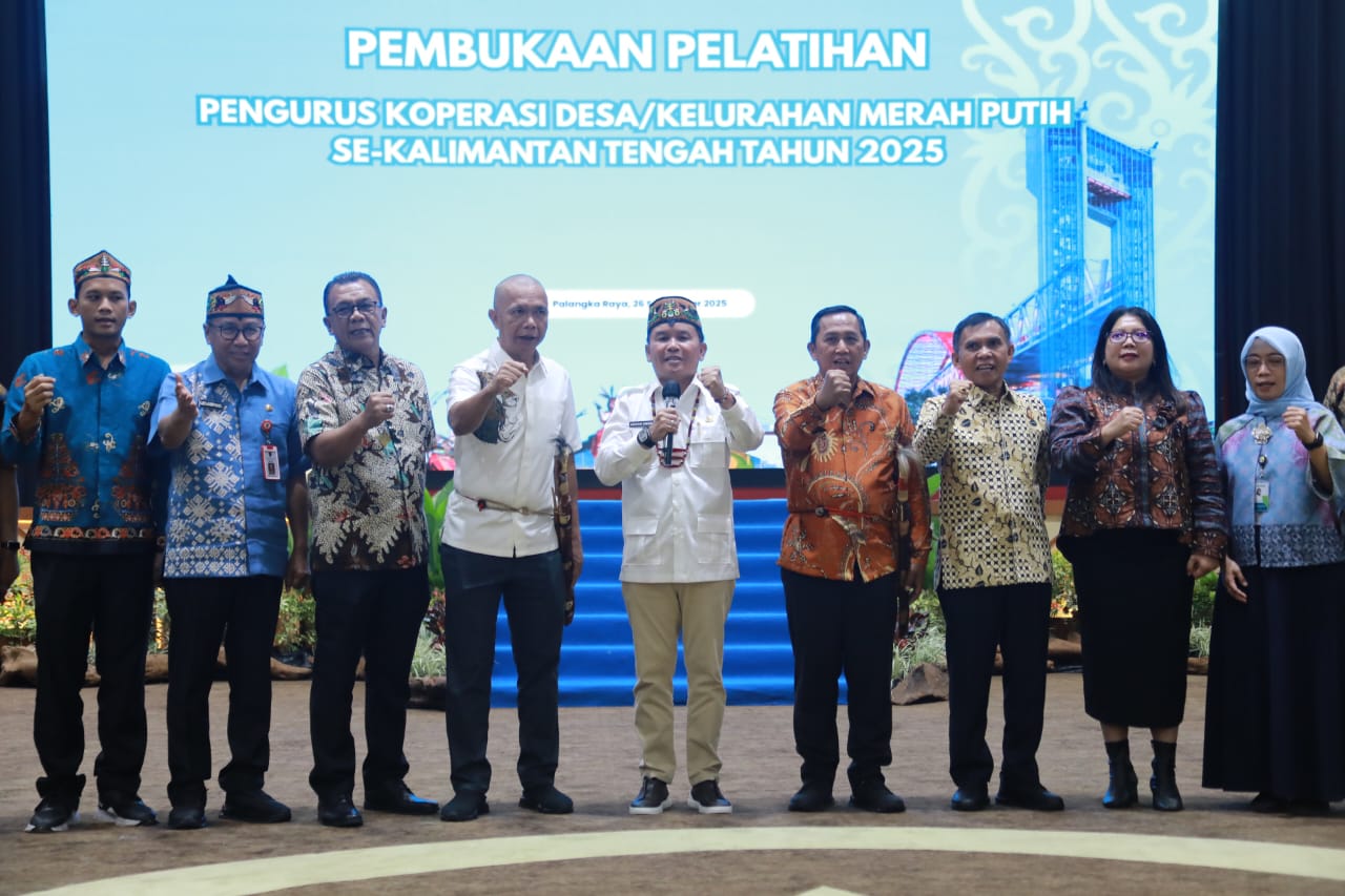 pelatihan pengurus koperasi desa/kelurahan Merah Putih se-Kalteng tahun 2025 yang berlangsung di Aula Jayang Tingang, Kantor Gubernur Kalteng, Jumat (26/9/2025)