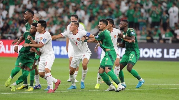 Timnas Indonesia saat bertandang ke Arab Saudi di putaran ke-3 Kualifikasi Piala Dunia 2026. Laga digelar di Stadion King Abdullah, September 2024. (Sumber: Instagram @jayidzes) (Sumber