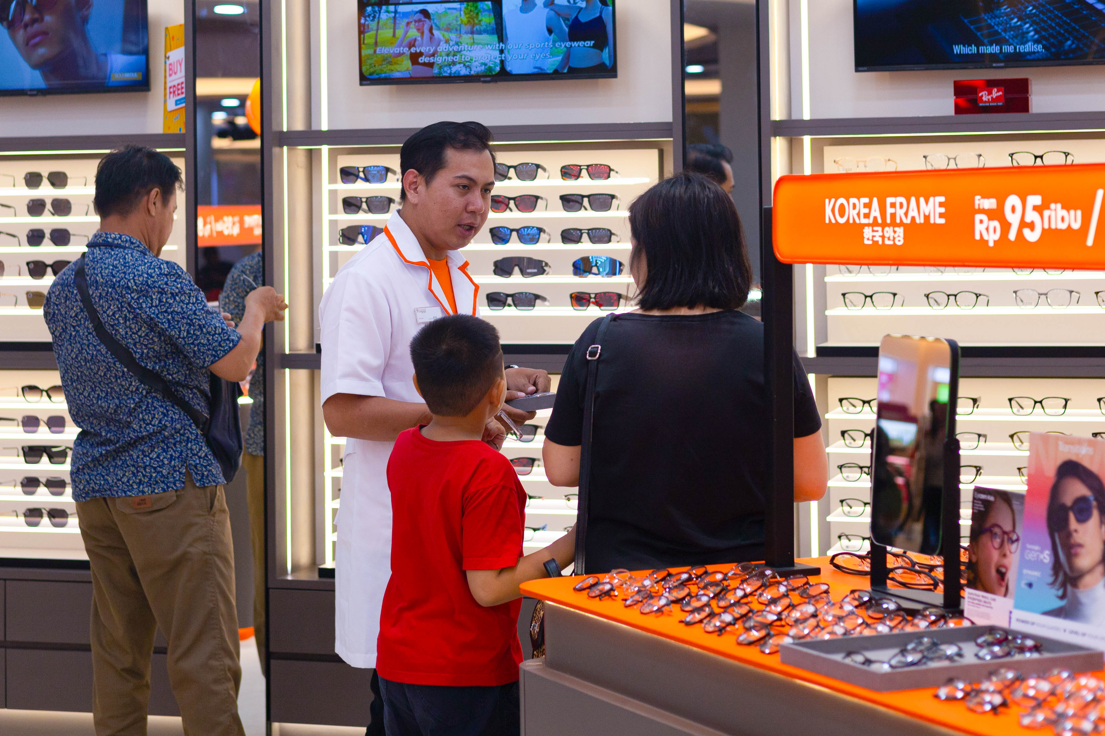 Grand opening Dr Specs di Duta Mall Palangka Raya