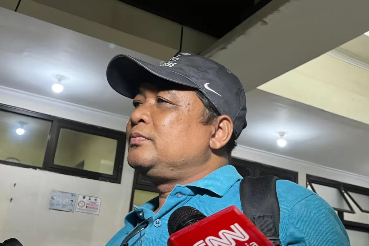 Fauzi, warga Bangkalan Madura mengisahkan pili kehilangan 4 keponakan sekaligus dalam tragedi Al Khoziny.