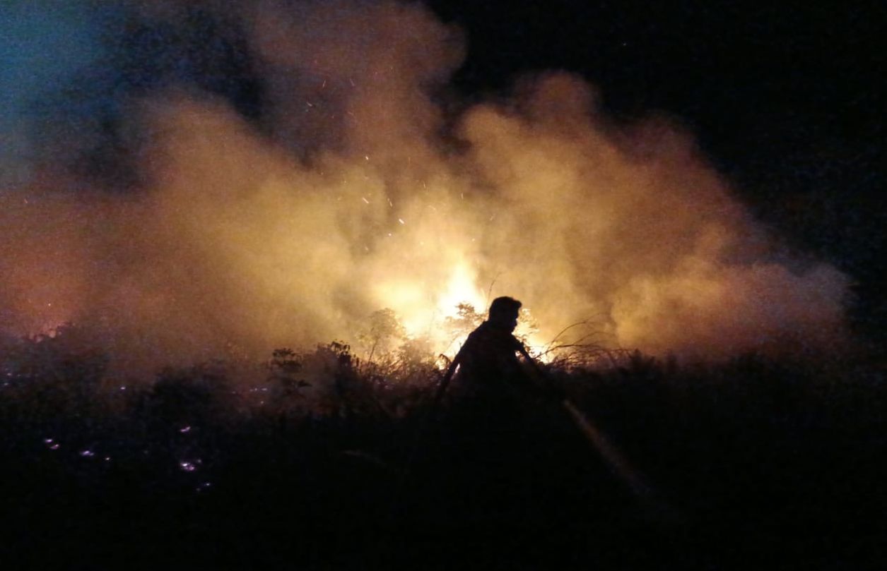 Kebakaran di di kawasan Perumahan Sinar Fajar.BPBD
