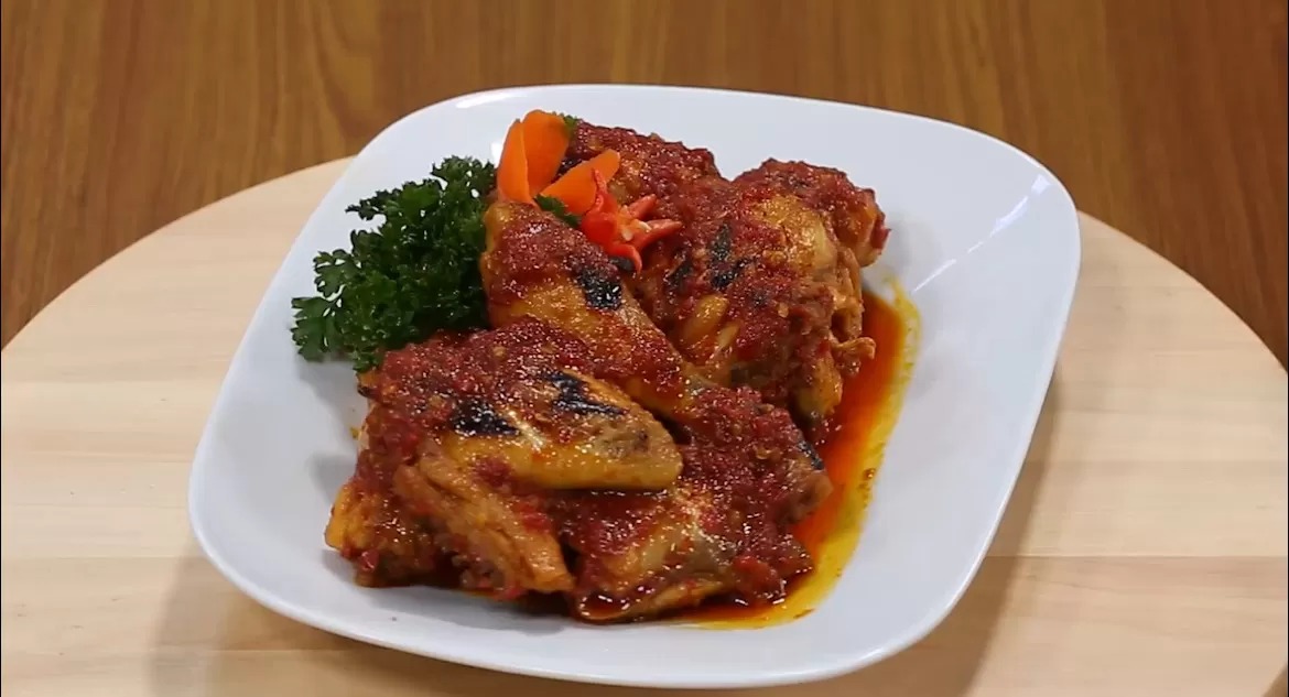 Ayam Cincane, kuliner khas Samarinda.