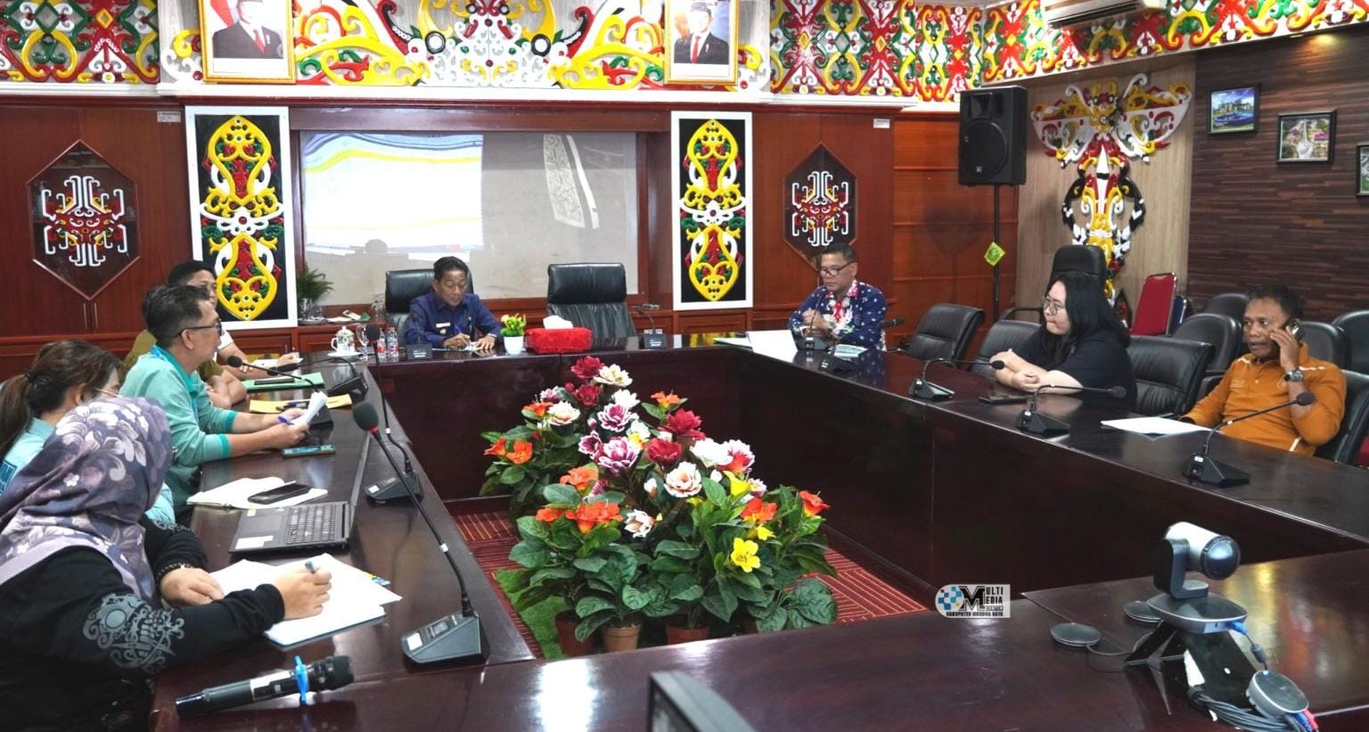 Suasana rapat pemerataan nakes yang dipimpin Heriyus.HUMAS