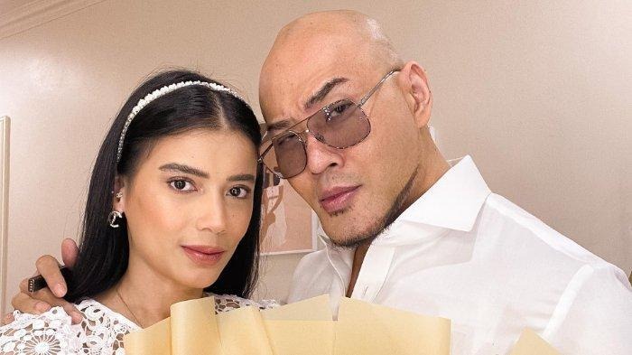 Deddy Corbuzier dan Sabrina Chairunnisa