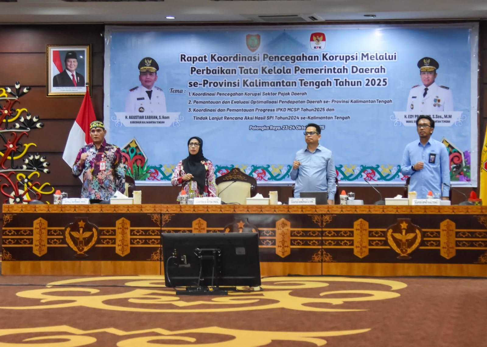 Asisten Adum Setda Kalteng, Sunarti, menghadiri pembukaan Rapat Koordinasi Pencegahan Korupsi melalui Perbaikan Tata Kelola Pemerintah Daerah se-Provinsi Kalteng Tahun 2025.
