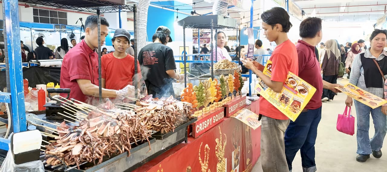 Area kuliner Duta Mall Palangka Raya. WUDI ASHADI/KALTENG POS