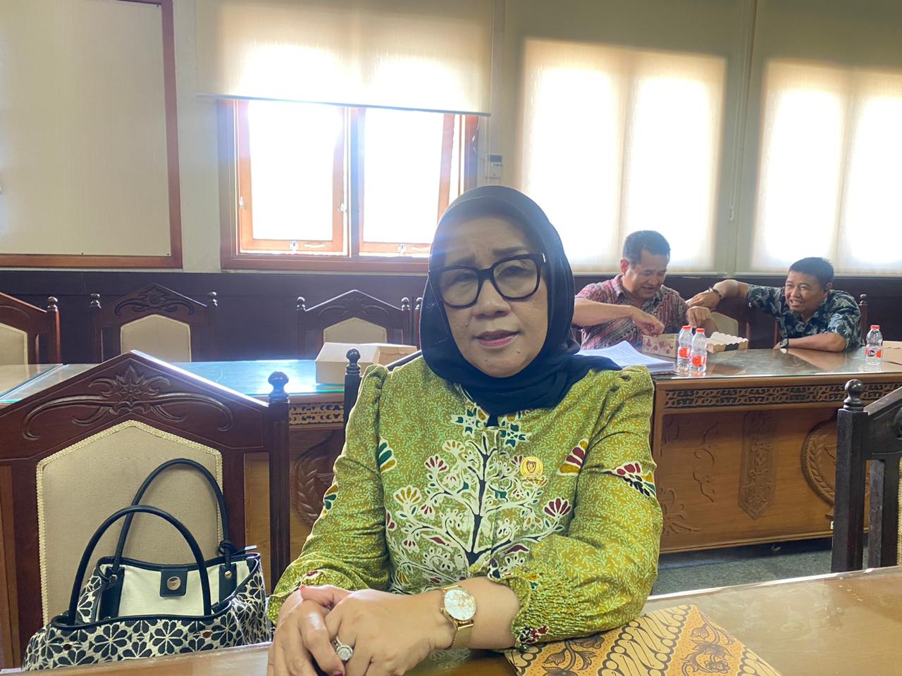 Ketua Komisi II DPRD Kalteng, Siti Nafsiah