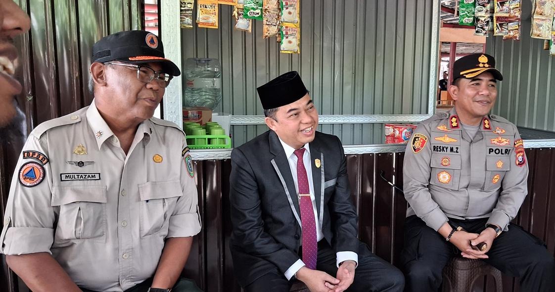 "Gerai Nongkrong" Ojek online di Sampit.
