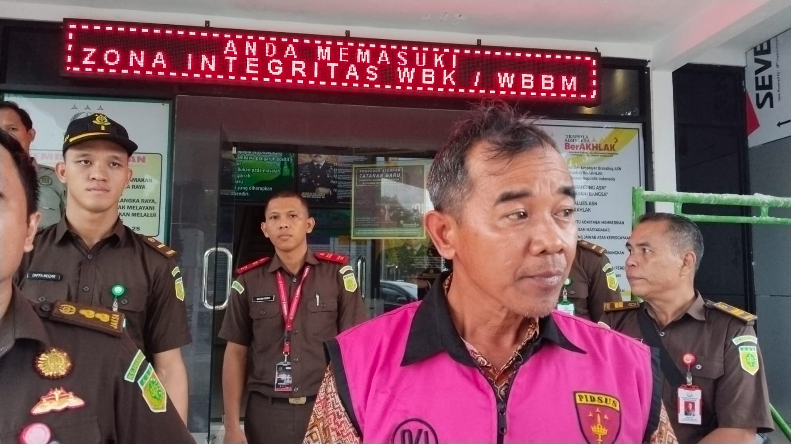 Kiswo alias K, mantan Kepala Desa Mulyasari