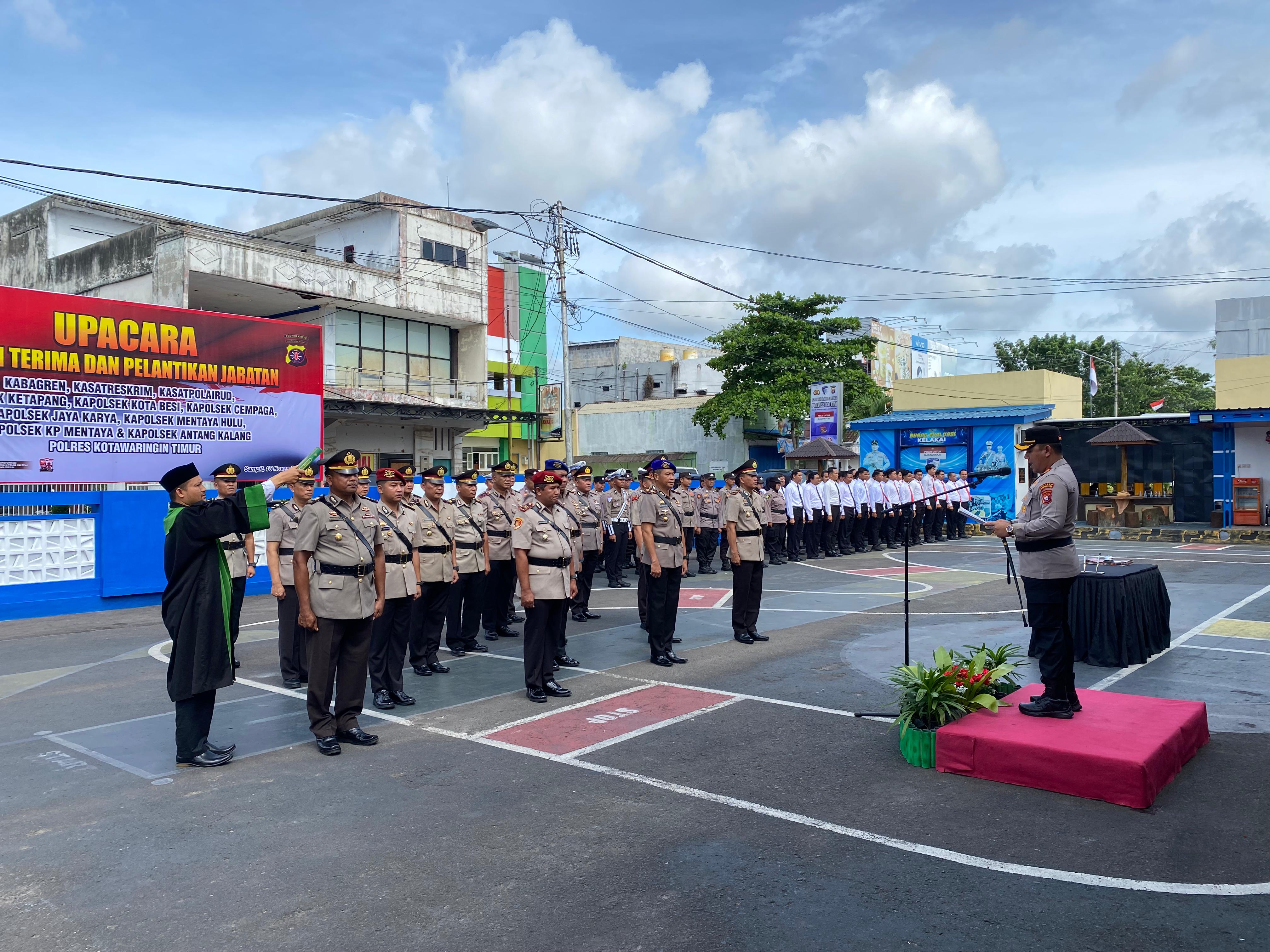 Sertijab pejabat utama Polres Kotim.MIFTAH/KALTENG POS