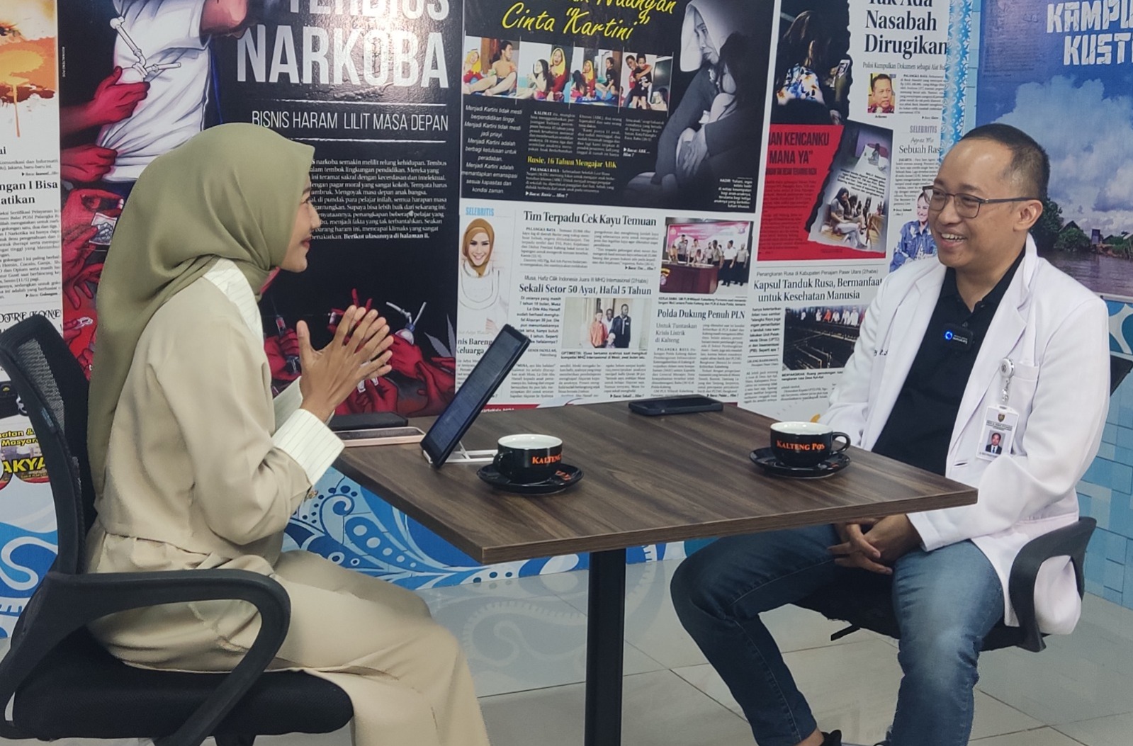 Dokter Spesialis Penyakit Dalam dr Regy Pradityo Adhie saat Podcast Ruang Redaksi. ARIEF PRATHAMA/KALTENG POS