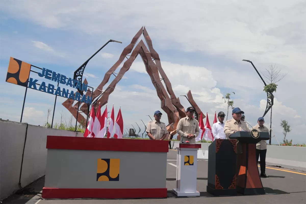 Presiden Prabowo Subianto pada peresmian Jembatan Kabanaran di Daerah Istimewa Yogyakarta, Rabu (19/11/2025).