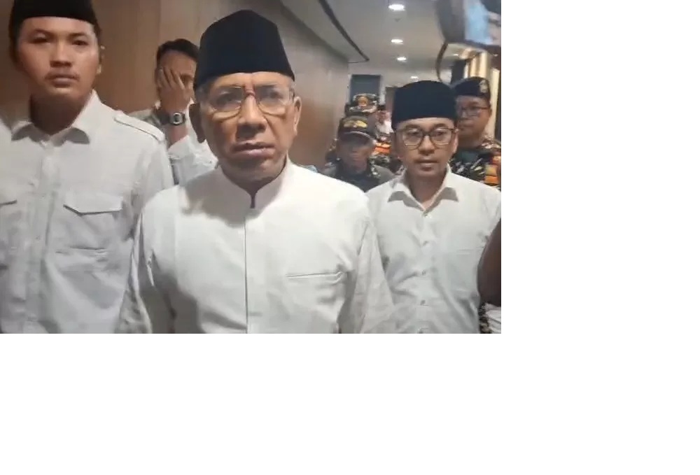 Ketum PBNU, Gus Yahya saat menghadiri rakor PWNU se-Indonesia di Surabaya. (Novia Herawati/ JawaPos.com)