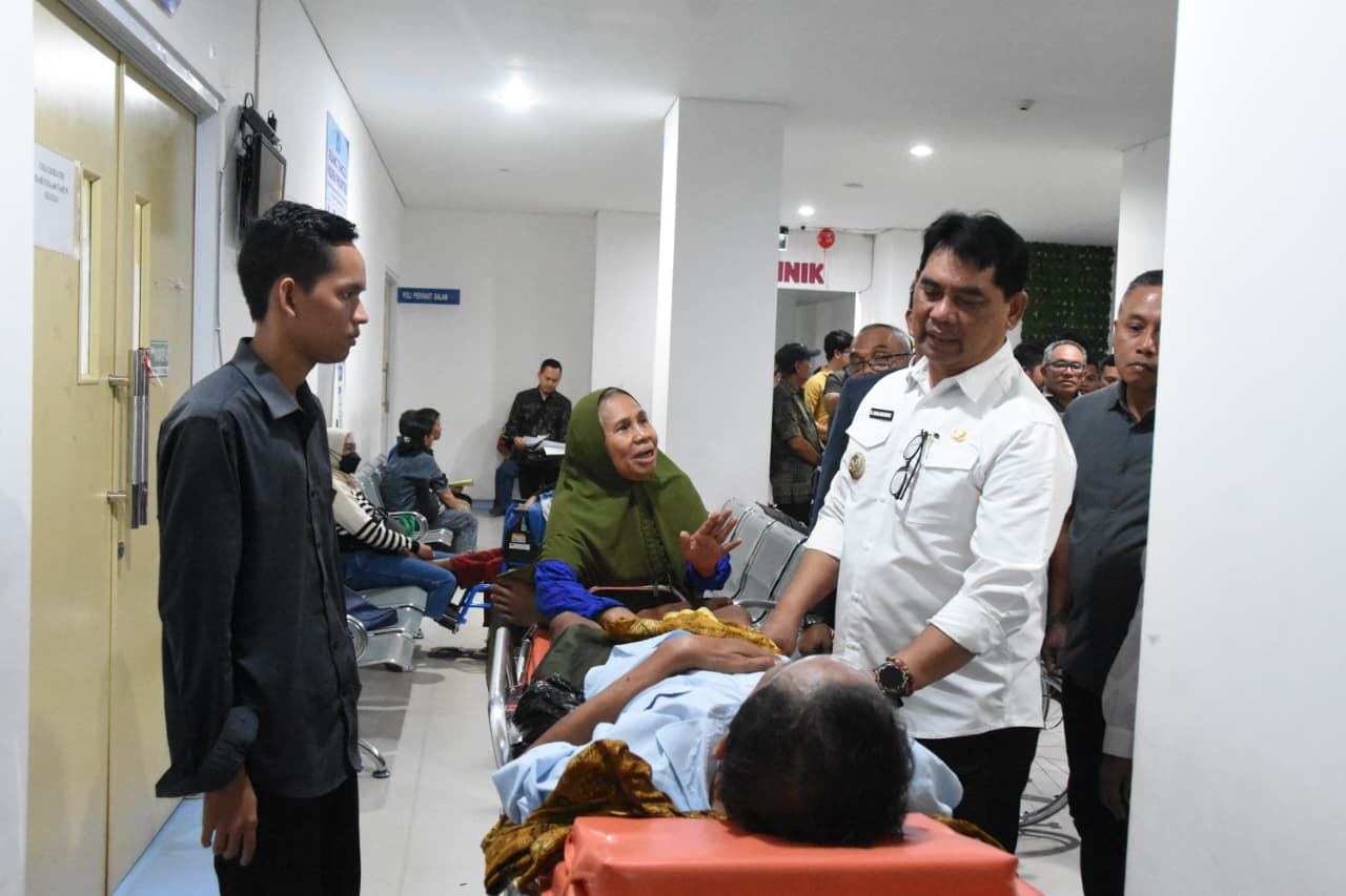 Operasi katarak gratis di RSUD Muara Teweh. DISKOMINFOSANDI