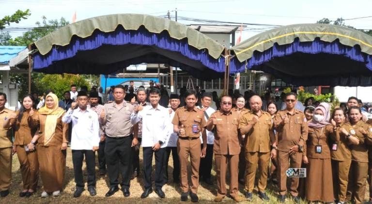 Jajaran pemkab bersama peserta sidang isbat.HUMAS