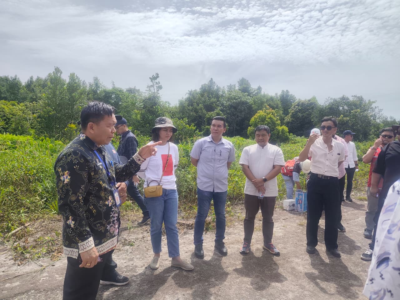 Pengecekan lokasi pembangunan Sekolah Rakyat di Kota Kasongan.HUMAS