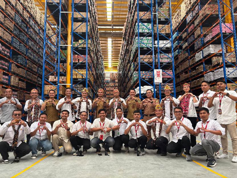 Peresmian Warehouse Center Alfamart di Palangka Raya.HUMAS