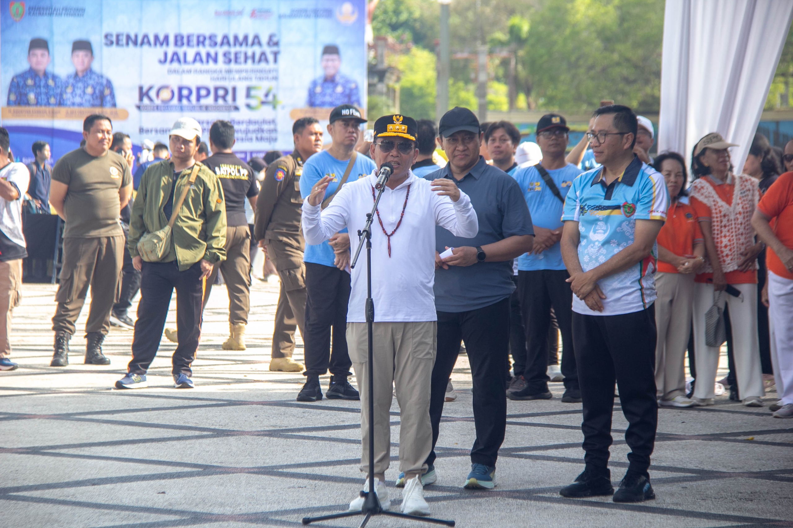 Gubernur Agustiar Sabran mengkritisi anak buahnya.ARIEF PRATHAMA/KALTENG POS