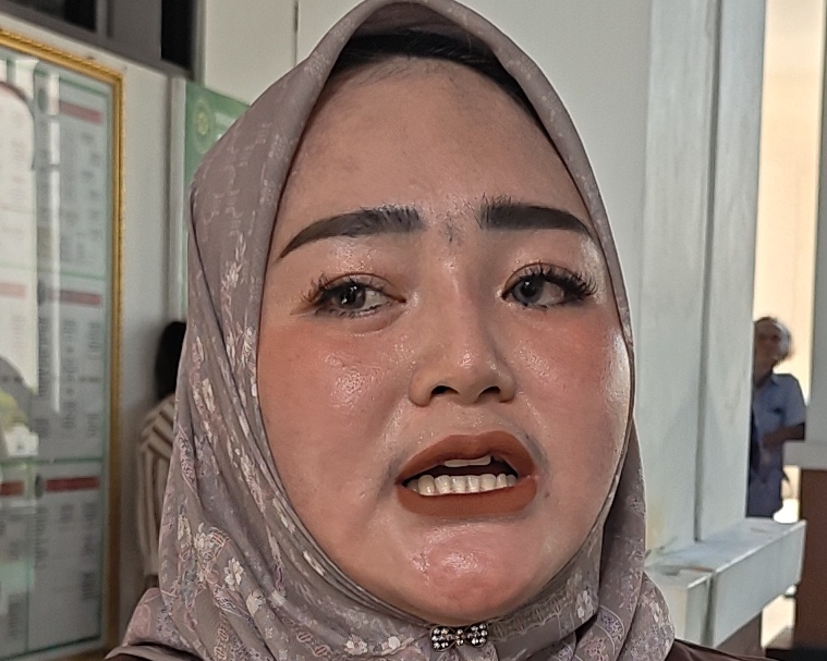 Ernawati atau pemilik akun Facebook Zhezhe_Galuh