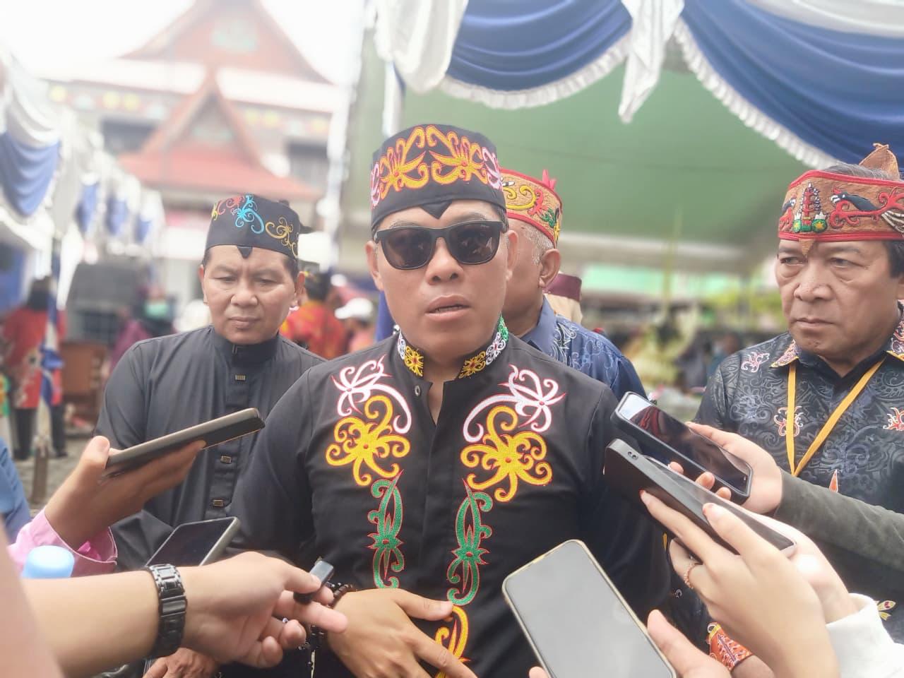 Ketua Harian DAD Kotim, Gahara