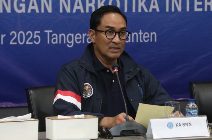 Menyoroti fakta terkini kasus penyelundupan 2 ton narkoba jenis sabu yang menjerat Dewi Astutik. (Dok. BNN)