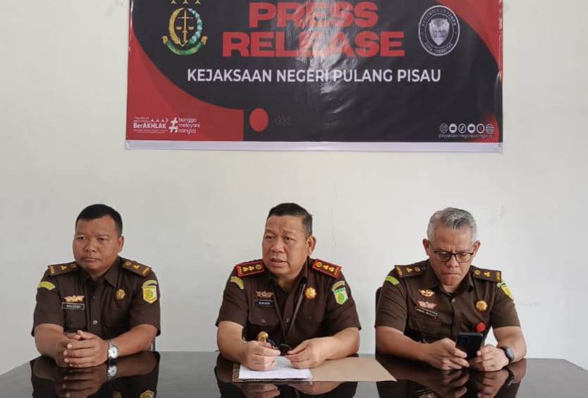 Kepala Kejaksaan Negeri Pulang Pisau Nanang Dwi Priharyadi rilis capaian kinerja tahun 2025.KPG