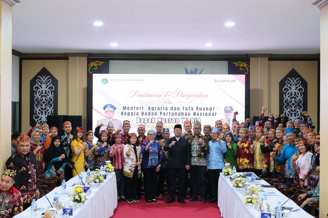 Menteri Nusron Wahid saat menghadiri pertemuan yang berlangsung di Kanwil BPN Kalteng.HUMAS