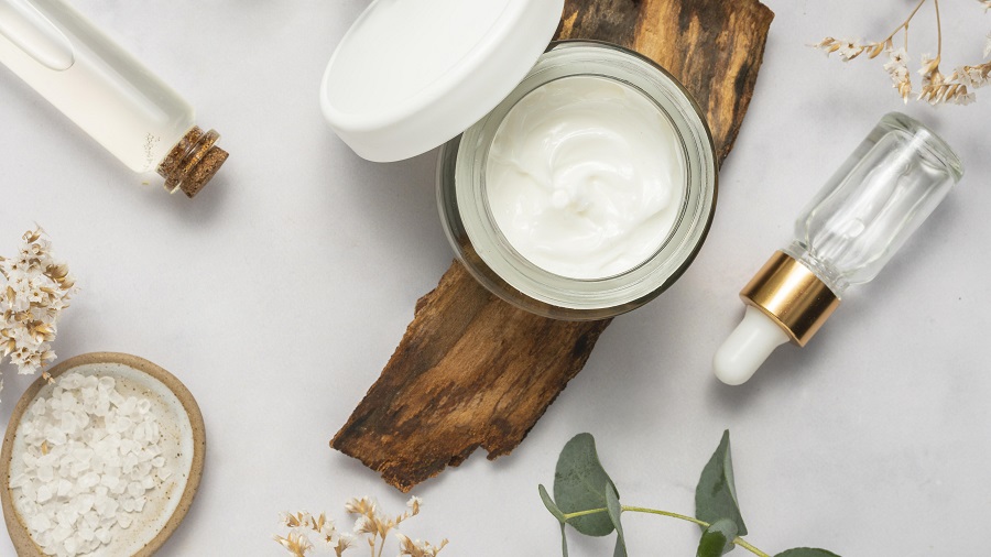 ILUSTRASI : Zirkonium juga digunakan untuk bahan produk skincare. FREEPIK
