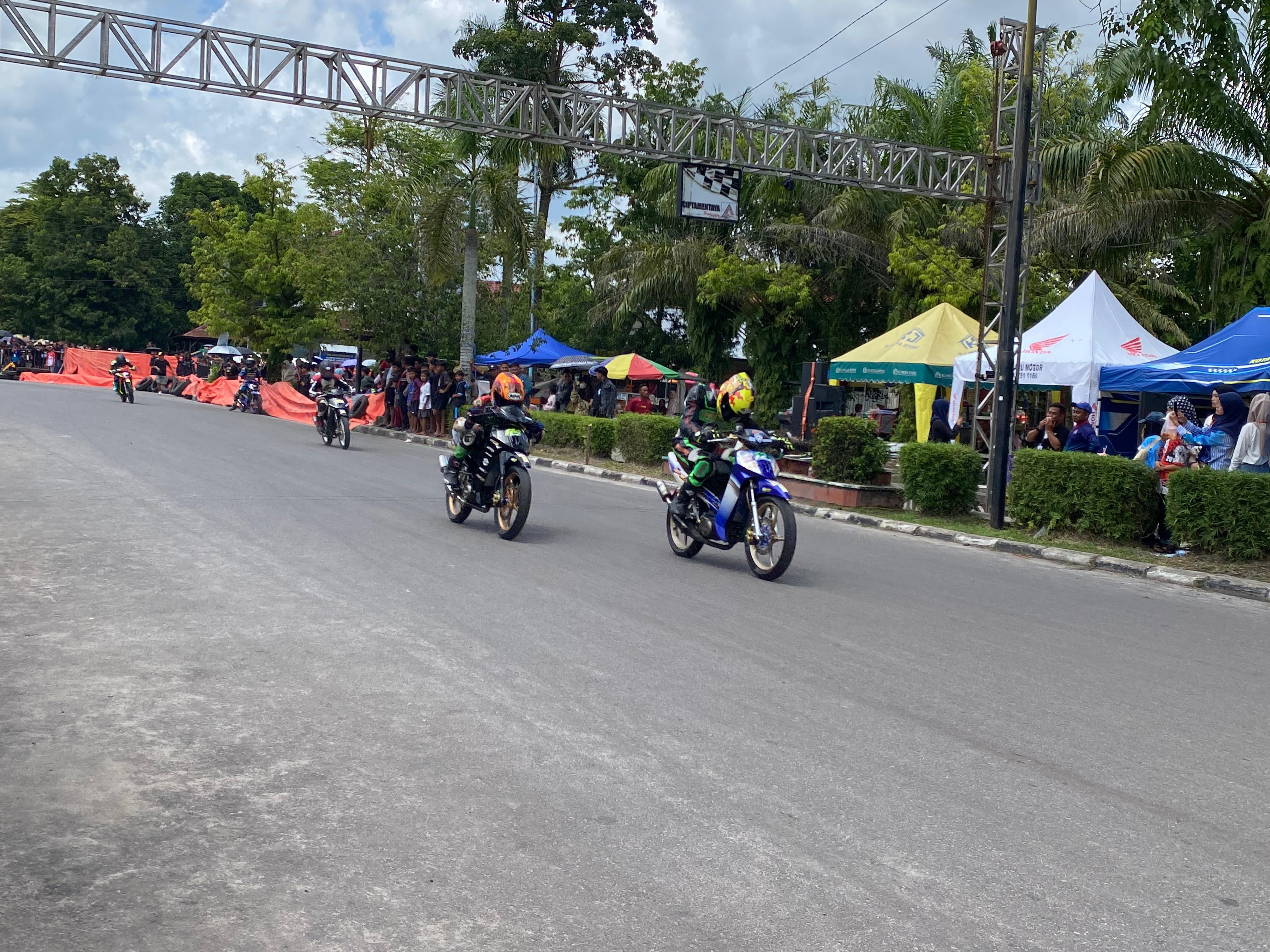 Pelaksanaan Motoprix Sampit.MIFTAH/KALTENG POS