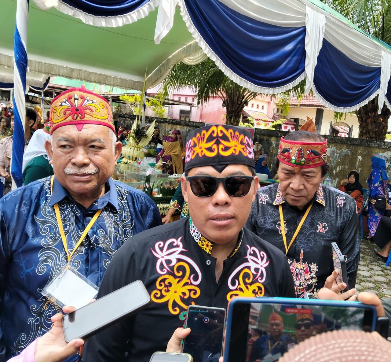 Ketua DAD Kotim, Gahara