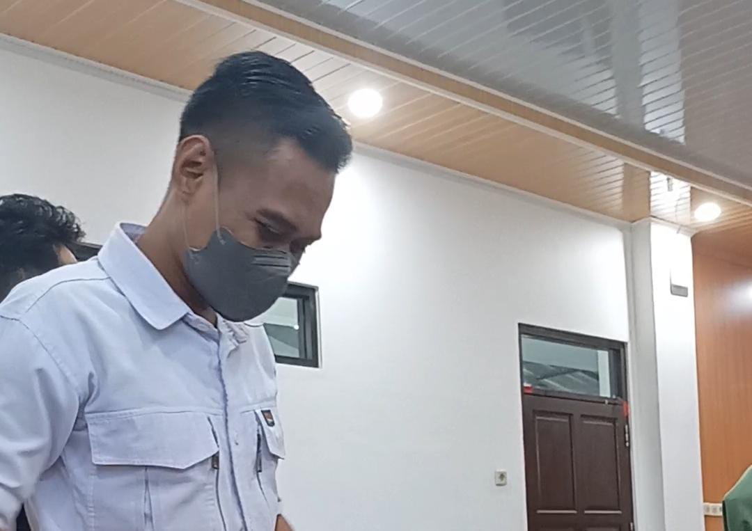 Bambang Purnomo ketika menjalani sidang.AGUS PRAMONO/KALTENG POS