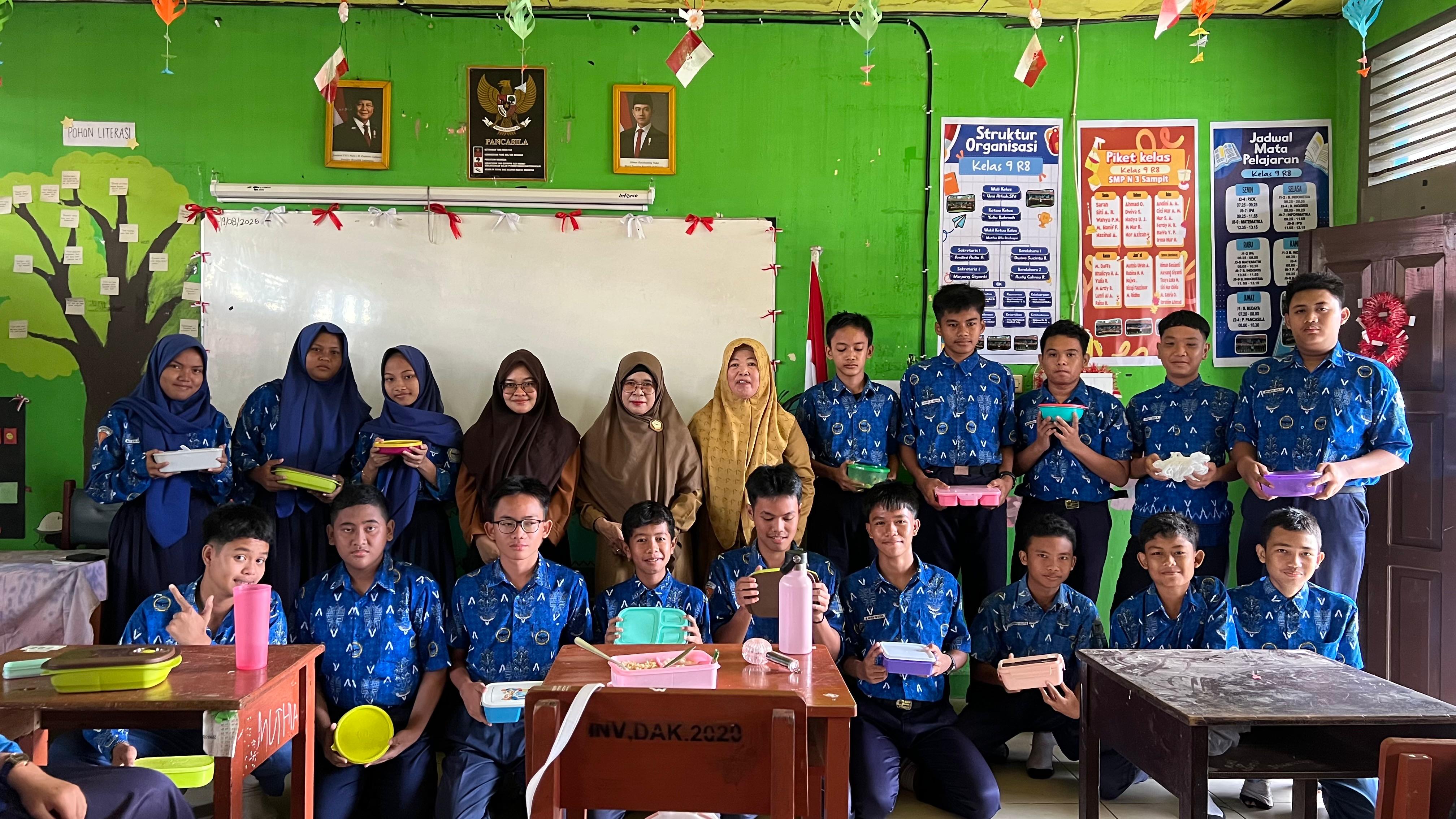 Pengabdian masyarakat oleh Dosen UMPR